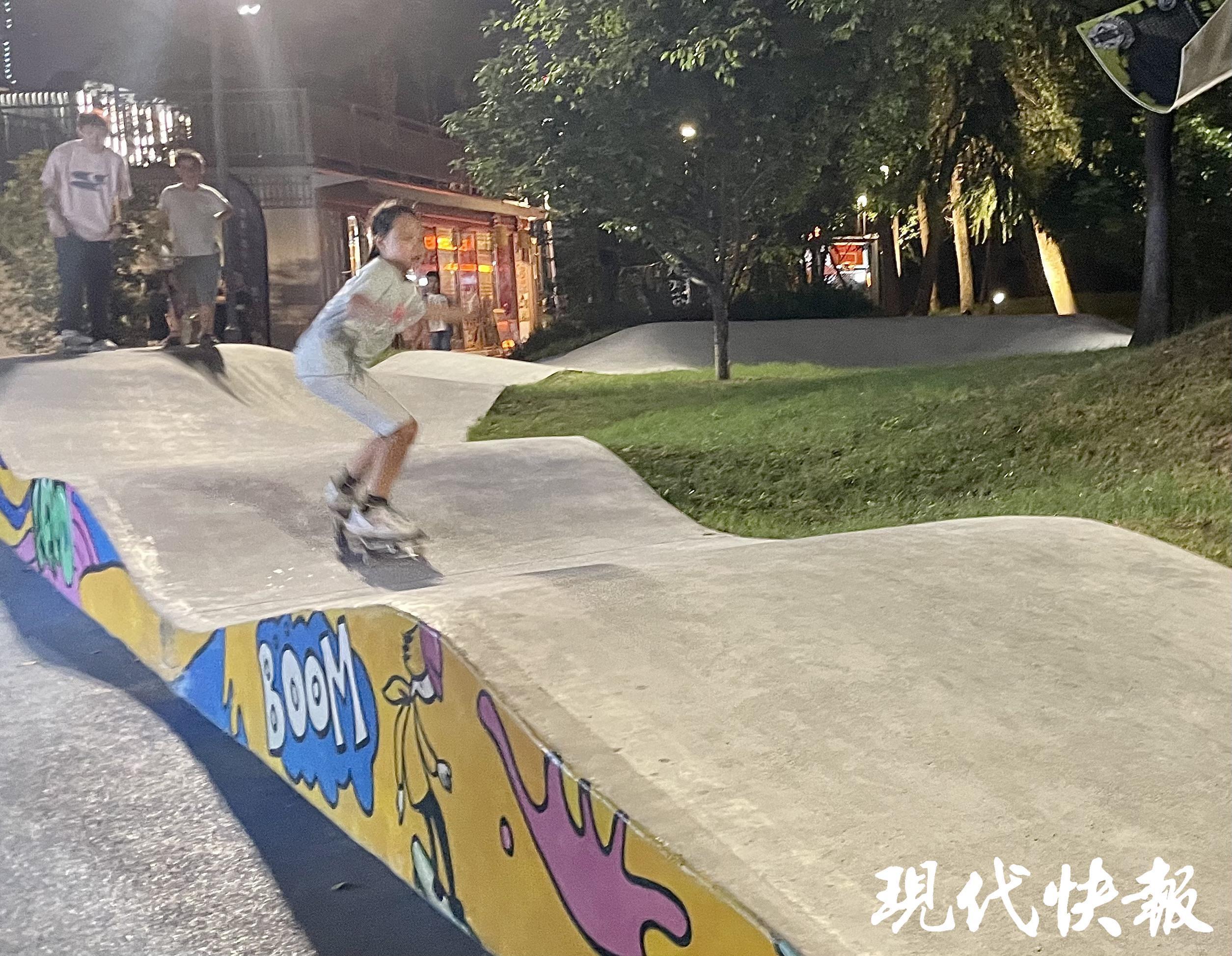 文脉华章｜奥运刮jbo平台起“潮玩”风体育文化的年轻态表达(图4)